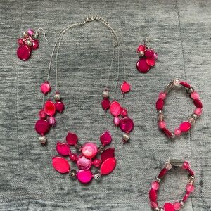Elegant Pink Jewelry Set